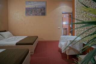 Гостиница Комплекс Надежда Нижний Новгород Просторный двухместный номер с 2 отдельными кроватями-8